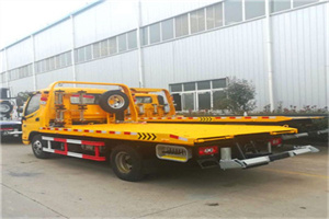 惠农附近拖车救援搭电