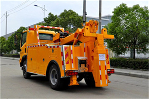 惠农高速路拖车费